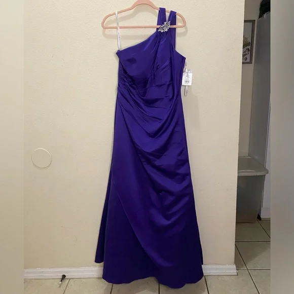 NWT: David’s bridal formal dress-Regency - Picture 1 of 11